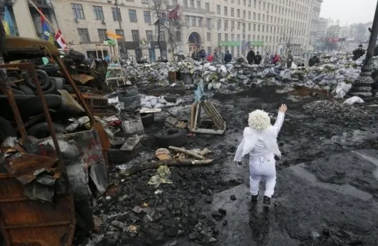 День закоханих на Євромайдані (Фоторепортаж) — фото 2