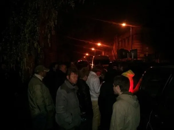 Півсотні машин Автомайдану вночі приїхали до Олександра Турчинова додому (Фоторепортаж) — фото 2