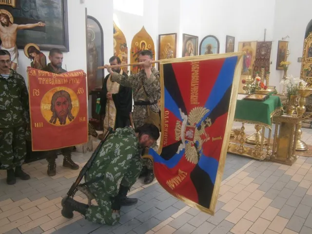 «Стрілок» створив батальйон, освятивши зброю в церкві Слов'янська (Фото) — фото 1