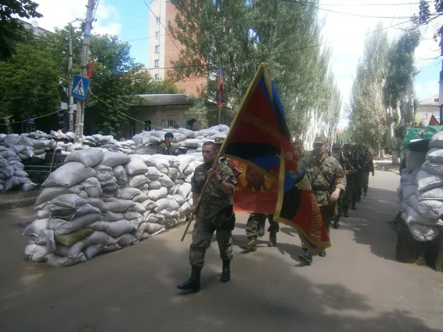 «Стрілок» створив батальйон, освятивши зброю в церкві Слов'янська (Фото) — фото 6