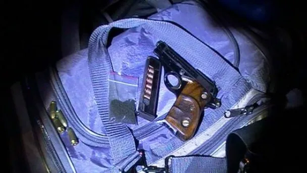 На Київщині затримали злочинців з арсеналом боєприпасів та наркотиками (Фото) — фото 4