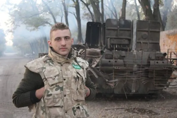 Волонтери показали обличчя «кіборгів», які борються за Донецький аеропорт (Фоторепортаж) — фото 8