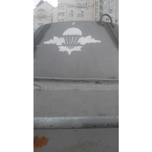 Із зони АТО до Києва привезли військові трофеї батальйону «Азов», який нещодавно став полком (Фото) — фото 5