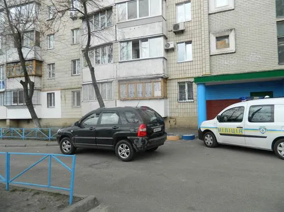 У Києві протягом двох днів працівники міліції затримали дві групи квартирників (фото) + (відео) — фото 3