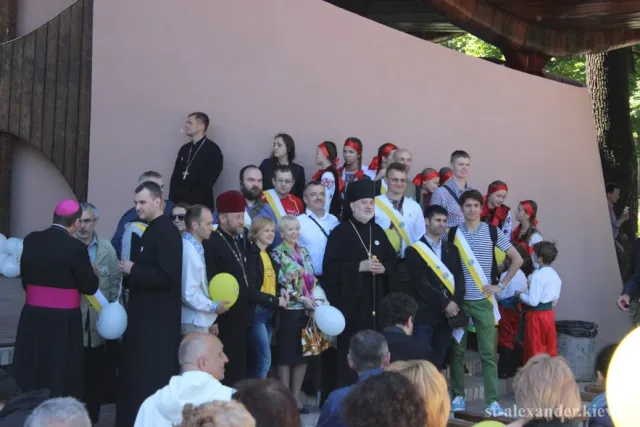 В Києві пройшла хода на захист сім’ї — фото 7
